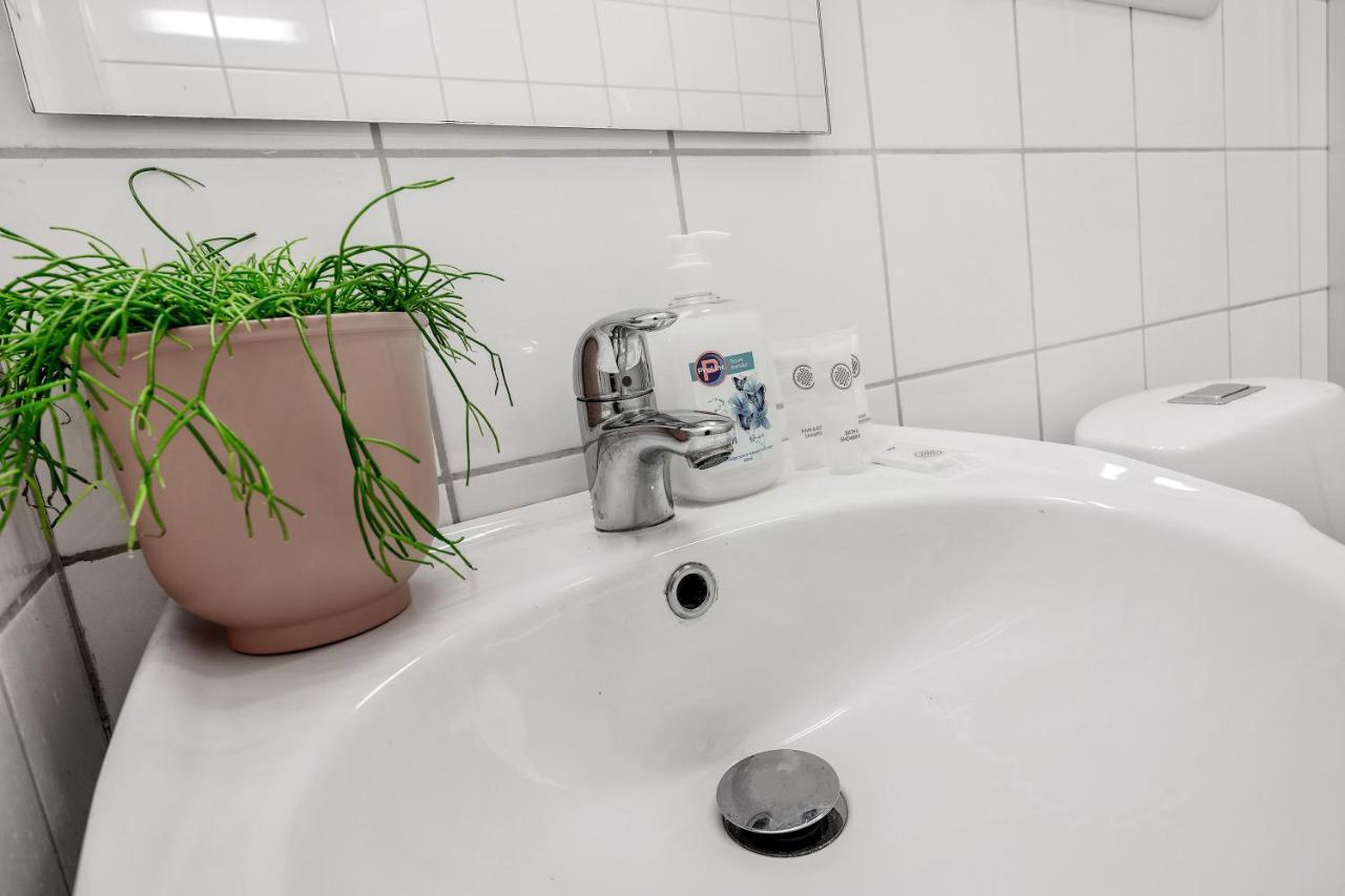 Ls Apartments Берген Екстериор снимка